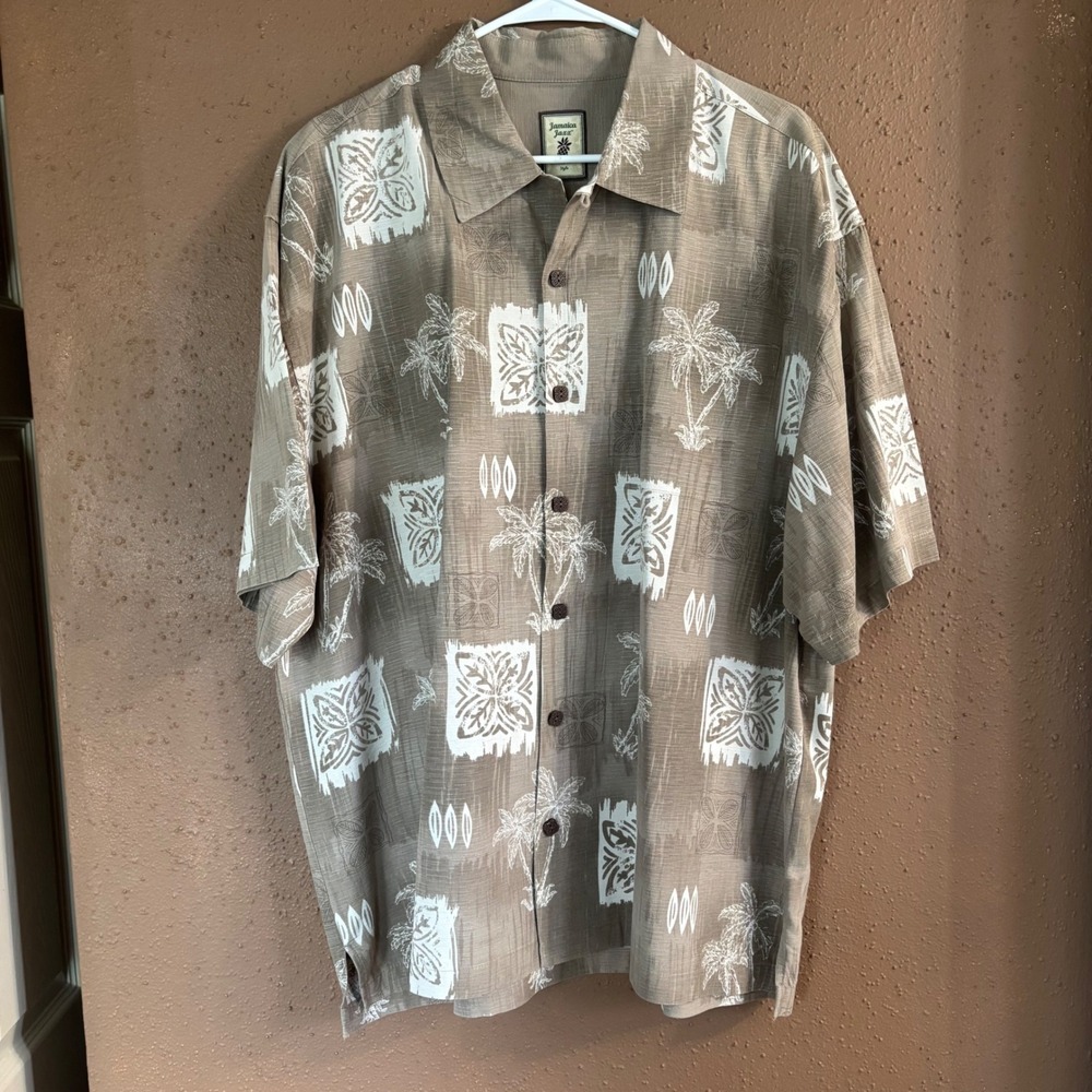 Jamaica Jaxx Mens XXL Silk Hawaiian Shirt Tan Tropical Palm Tree Button Down